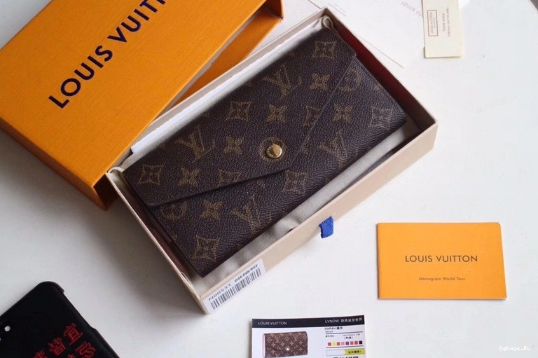 LOUIS SARAH VUITTON WALLET 0520